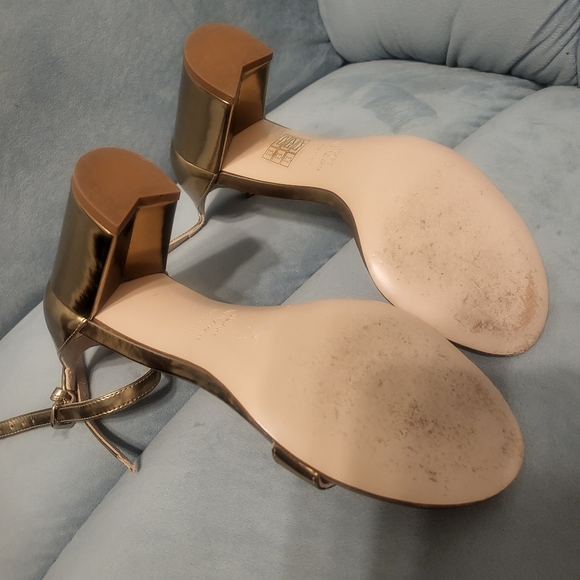 Stewart Weitzman Gold strappy pump - Picture 4 of 9